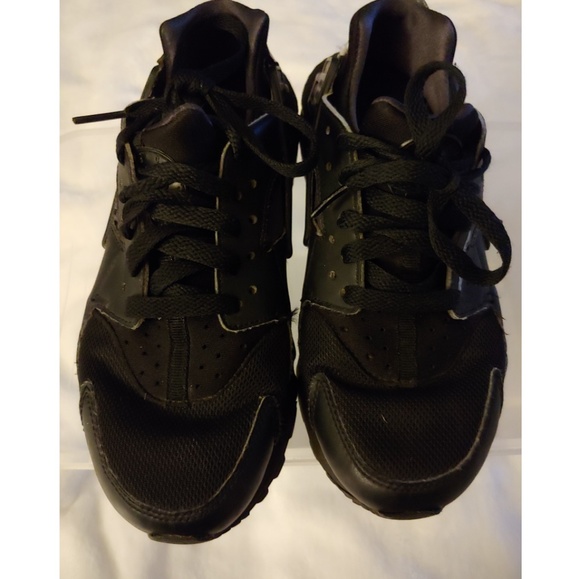 nike huarache strap broke